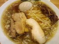 「味玉中華そば（８５０円）」@下町中華そば すずめ食堂の写真