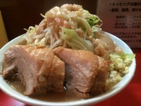 「普通盛（ﾔｻｲ ﾆﾝﾆｸ ｱﾌﾞﾗ）＋豚増1枚」@麺屋 鳳の写真