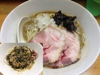 「特濃煮干ソバ （S）+ 和え玉 （烏賊墨ソースVer.）」@煮干中華ソバ イチカワの写真