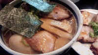 「超激濃+味玉+チャーシュー5枚別皿」@麺家 うえだの写真