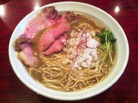 「灰汁中華（まったり鶏白湯＋こってりラード）」@灰汁中華 丿貫の写真