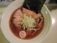 「醤油ら－麺」@麺割烹 亀壱の写真