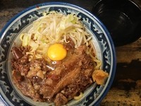 「牛すじらーめん（ぶっかけ・温・ニンニク） （140518）」@らーめんしょっぷ中吉 綾瀬店の写真