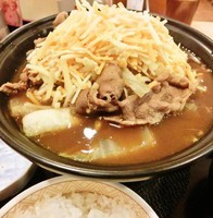 「【期間限定】とろ～りチーズカレー鍋定食（650円）」@すき家 283号遠野店の写真