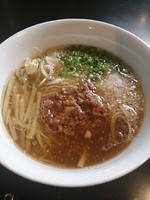 「醤油らぁ麺」@牛骨らぁ麺 マタドール 本店の写真