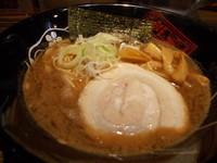 「中華そば」@金澤濃厚中華そば 神仙 池袋店の写真