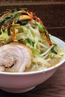 「大ラーメン（740円）+ニラキムチ（80円）」@ラーメン二郎 横浜関内店の写真