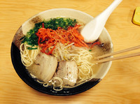 「博多ラーメン（粉落とし）」@博多ラーメン 華の写真