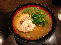 「醤油ラーメン」@ラーメン四天王 サンキタ西店の写真