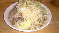 「小ラーメン（７００円）」@ラーメン二郎 環七新新代田店の写真