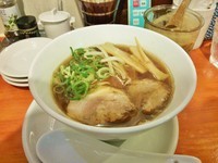「らーめん定食（しょうゆらーめん）￥800」@ぺぺらーめんの写真