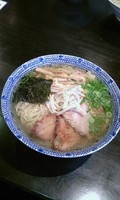 「鶏そば（醤油、塩）740円大盛100円チャーシュー100円」@喜元門 つくばサイエンス通り店の写真