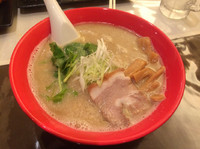 「豚骨スープ  醤油  700円」@麺屋 泰紋の写真