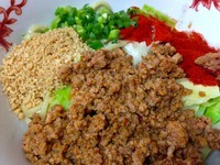 「汁なし担々（小）＋サントリー金麦350ml」@自家製麺 てんかの写真