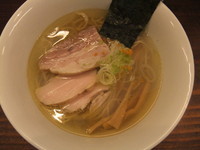 「しおらーめん（730円）」@汁なしラーメン イプサの写真