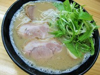 「塩豚骨チャーシューメン￥８５０」@豚骨ラーメン 新井商店の写真