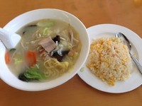 「野菜タンメンと半チャーハン」@全家福の写真