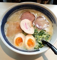 「鶏白湯塩　@730円」@らー麺 山さわの写真