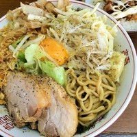 「まぜそば780円ライス100円（まかないトッピング無料）」@らーめん おうか 松戸松飛台店の写真