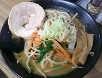 「鶏白湯味噌ラーメン850円」@へべれ家の写真