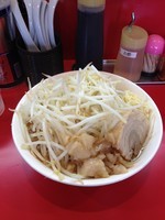 「ラーメン中、全増し700円」@ドン-キタモトの写真