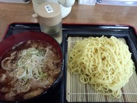 「肉つけ汁中華麺（中盛）550円」@なすびの写真