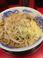 「ラーメン ニンニク+アブラW」@ジャンクガレッジ 大宮駅前店の写真