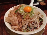 「元気ラーメン＋全部増し」@ラーメンたからや 新宿店の写真