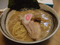 「らーめん(醤油)　６５０円」@いのうえの写真