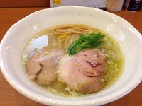 「中華そば　塩」@中華そば うえまちの写真