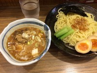 「つけ麺中盛 味玉@800円」@オリきんの写真