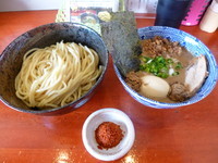「辛つけ麺+特製」@二代目狼煙 本店 葉隠製麺の写真
