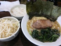 「ネギらーめん800円＋半ライス（ランチサービス）」@伝家 志木店の写真