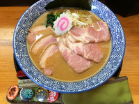 「特製濃厚魚介白湯そば（醤油）」@麺匠 而今の写真