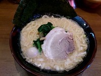 「ラーメン ￥700」@横浜家系ラーメン 一刀家 茅場町店の写真