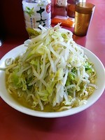 「小豚野菜ニンニク」@ラーメン二郎 ひばりヶ丘駅前店の写真