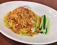 「辣油と花椒の四川式棒棒鶏冷し麺 \800」@晴々飯店の写真