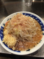 「ラーメン 野菜多めニンニク増し増し」@らーめん大 竹ノ塚店の写真