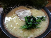 「塩とんこつラーメン６５０円」@麺処 謹ちゃんの写真