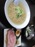 「限定　鮮魚出汁そば（７５０円）＋他」@麺屋 むじゃきの写真