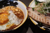 「ベーコンエッグつけ麺（春限定）＋大盛」@麺屋武蔵 巌虎の写真