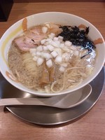 「背脂中華そば」@麺屋 鶴若の写真