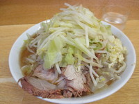 「小ラーメン（ヤサイニンニクアブラ）」@ラーメン二郎 環七新新代田店の写真