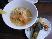 「時鮭の搾り出しラーメン～旬添え～」@ラーメン愉悦処 似星の写真
