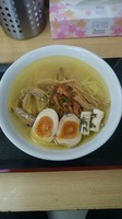 「鶏塩中華（全トッピング）」@魔界ラーメン月光の写真