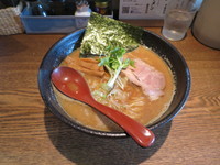「軟骨ラーメン 麺大盛」@麺部 しば盛の写真