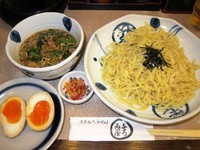 「玉子付ざるらーめん　850円」@与ろゐ屋の写真