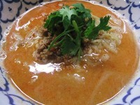 「濃厚トムヤムトンラーメン（850円）」@づゅる麺 池田の写真