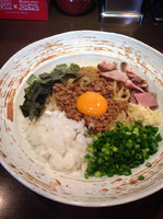 「肉味噌まぜそば」@麺や 虎徹の写真