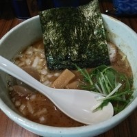 「濃厚中華そば＋煮玉子」@中華そば 伝堂の写真